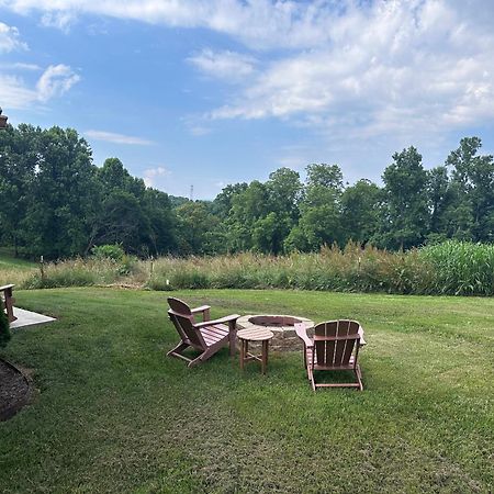 Cozy 1 Bedroom Cabin In The Heart Of Jonesborough Exterior foto